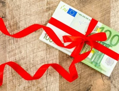 Έτσι θα λάβετε πίσω τον 13ο και 14ο μισθό: Mε μια απλή αίτηση